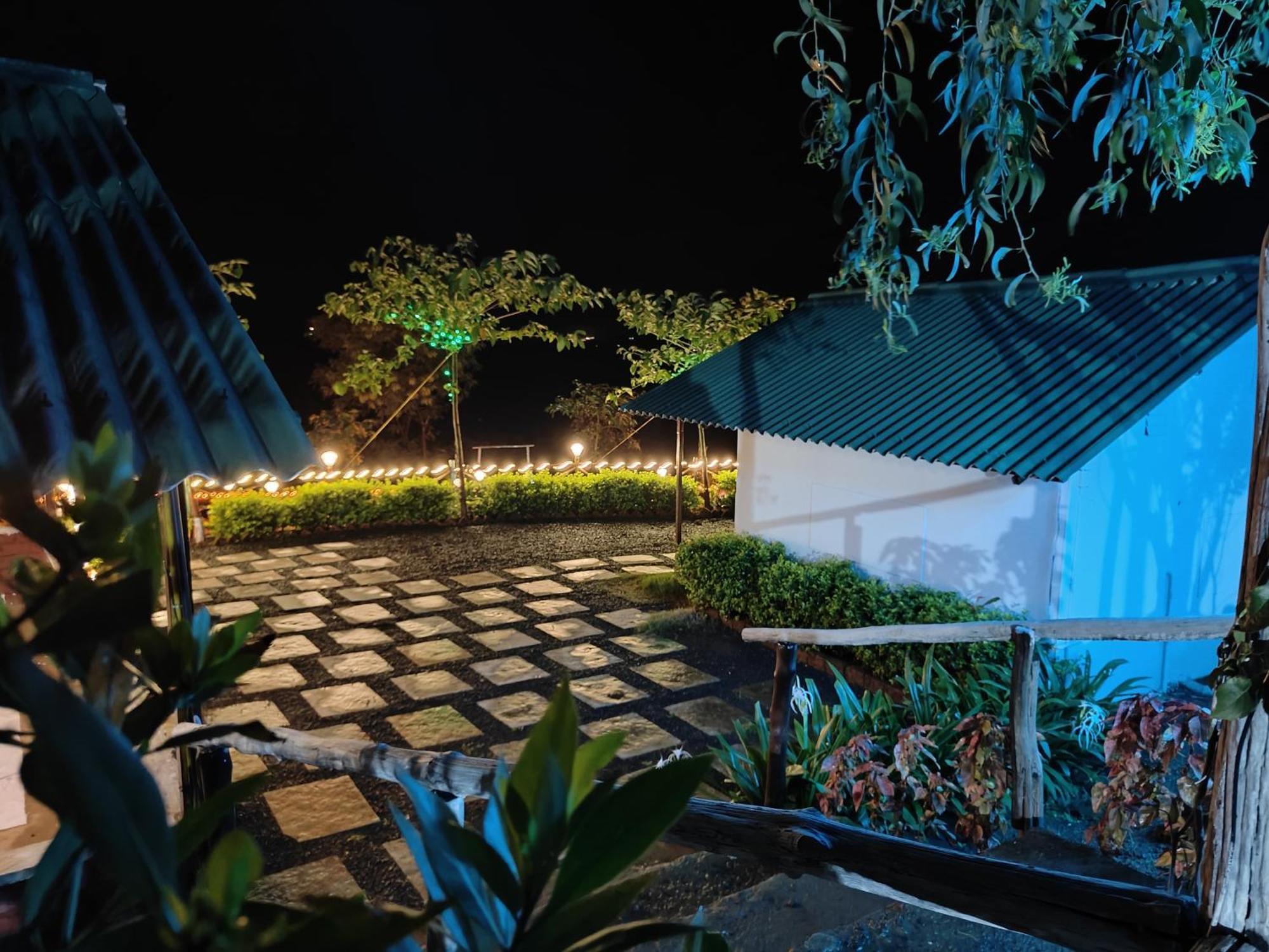 Shelby Pawana Lake Cottages & Camping Tents Lonavala Exterior foto